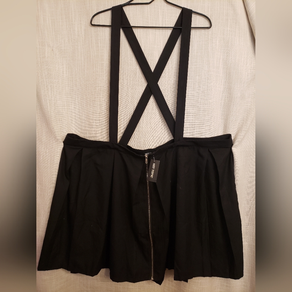 Hot Topic Suspenders skirt 5x